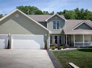 335 N Blackstone Ave, Amboy, IL 61310