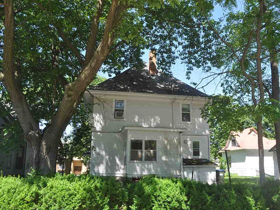2nd image of 326 N Johnson St