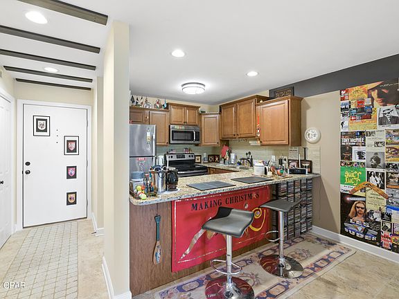 5th image of 4726 Bay Point Rd #149F