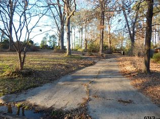 1001 Camellia Ln, Longview, TX 75601