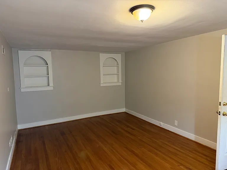 303 Richmond Ave #2 — Photo 11