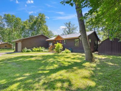 1435 White Cloud Dr, Isle, MN, 56342
