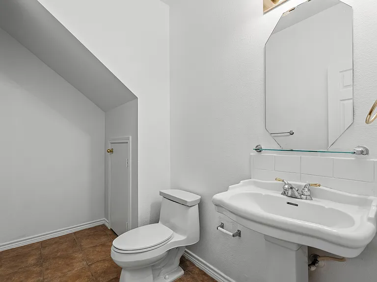 12945 Peach Tree Way — Photo 30