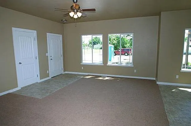 10002 Utahna Rd