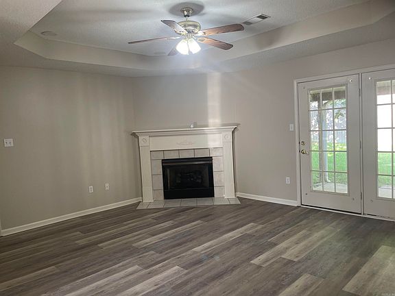 3rd image of 2921 Henson Pl