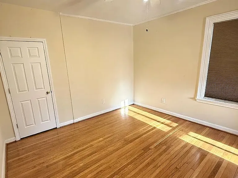 40 Pratt St #3 — Photo 10