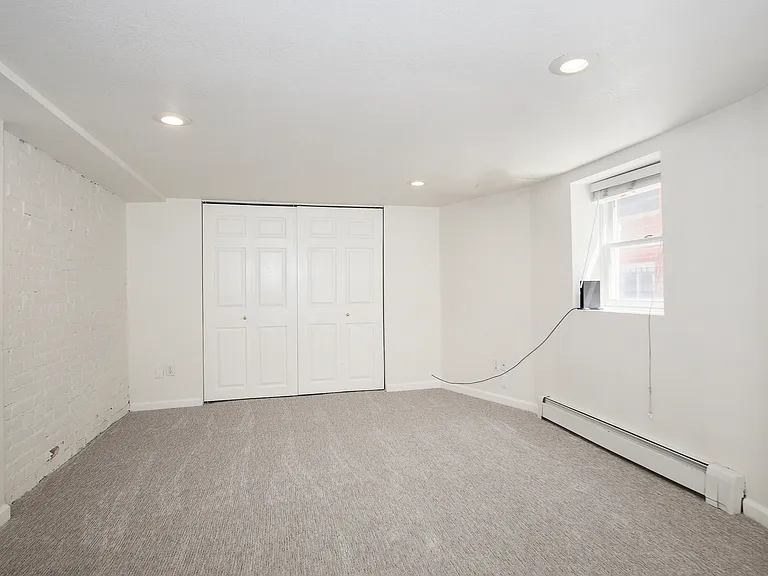 668 S Ogden St #B — Photo 12