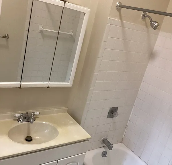 120 Hamilton St #1 — Photo 4