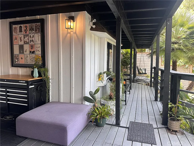 736 Griffith Pl — Photo 40