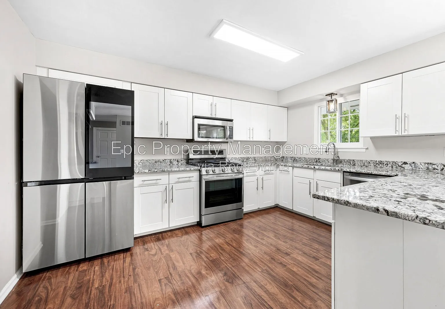 4 bed, 2.5 bath, $3,225 — Photo 3