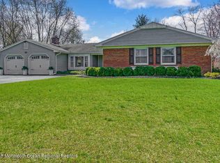 22 Guilford Pl, Freehold, NJ 07728