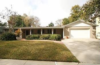 1st image of 942 N Westmoreland Dr