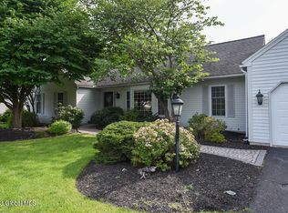 29 Saint Agnes Ln, Albany, NY 12211