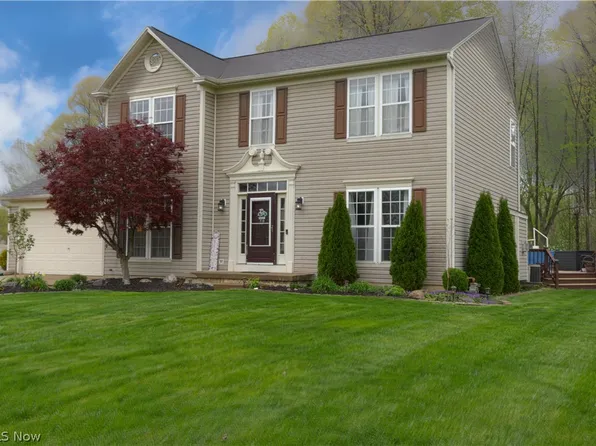 5297 Garfield Blvd, Sheffield Village, OH 44054