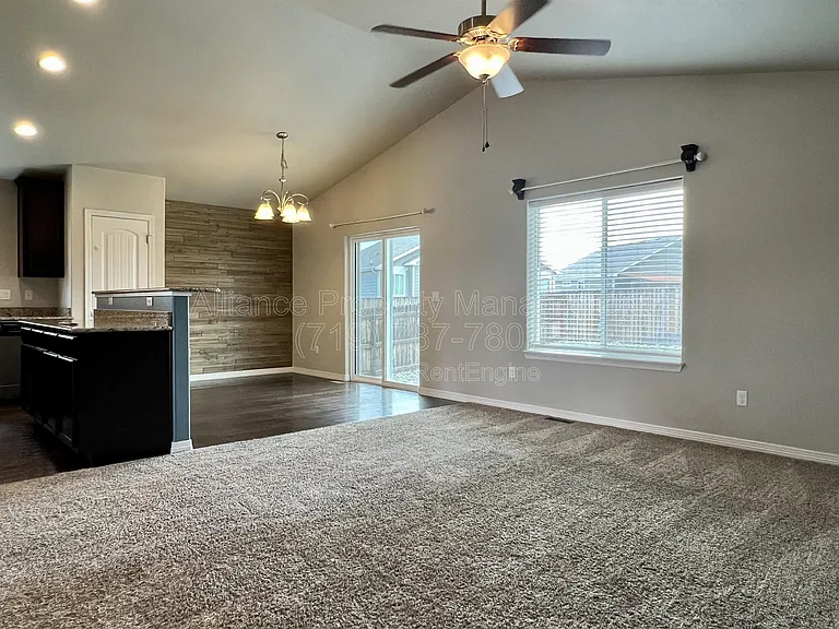 10020 Seawolf Dr — Photo 5