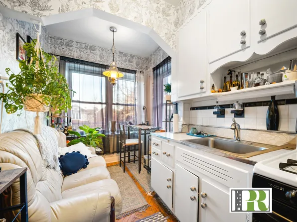 3921 Avenue R image 20 of 29