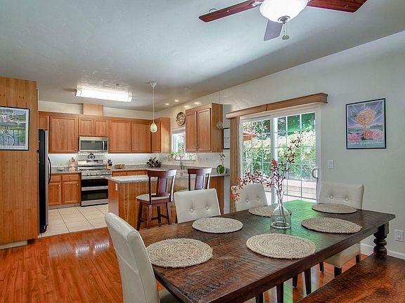 5th image of 4233 Grace St #2