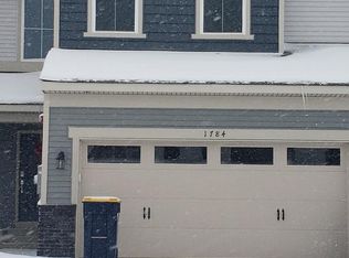 1784 Tyrone Dr, Shakopee, MN 55379