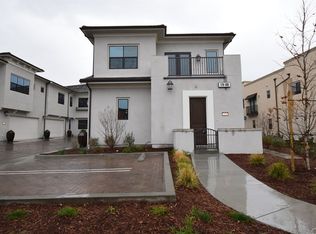 170 Follyhatch, Irvine, CA 92618