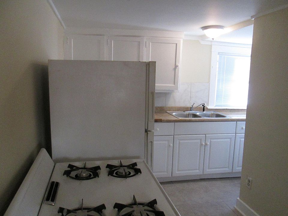 2nd image of 2508 Central Ave APT F