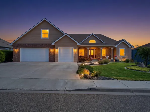 1626 Meadow Hills Dr, Richland, WA 99352