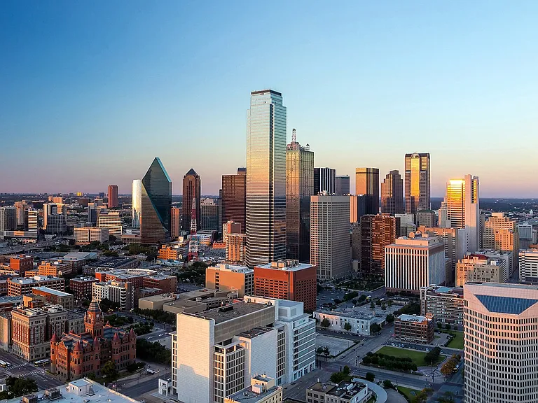 Our community is 8 miles from Downtown Dallas.
