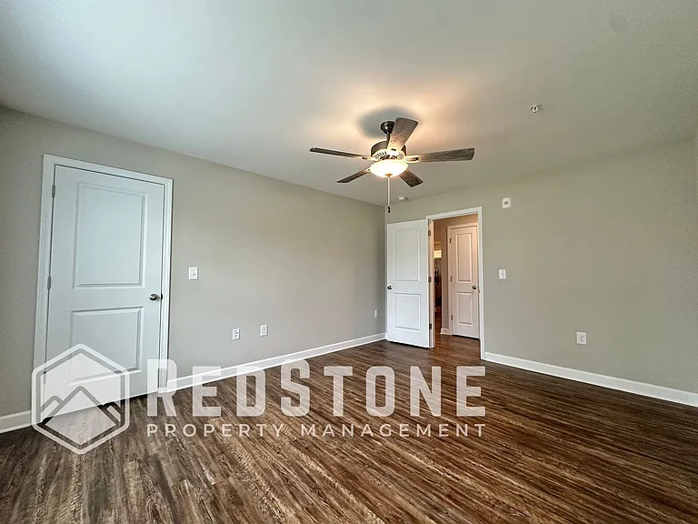 Westbrook Apartments — Photo 20