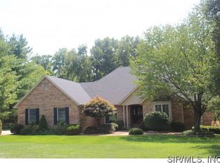 11 Jenn Laur Dr, Edwardsville, IL 62025