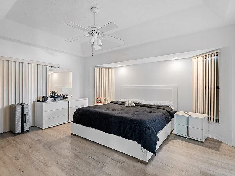 434 SW Jeanne Ave — Photo 42