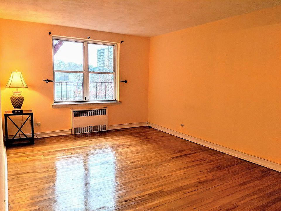 1st image of 3925 51st St APT 2D