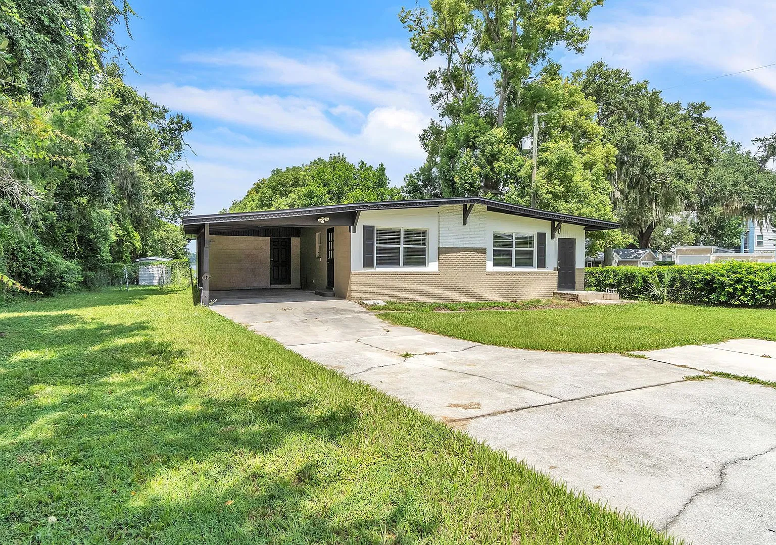 3 bedroom, Lakefront home for rent! — Photo 3