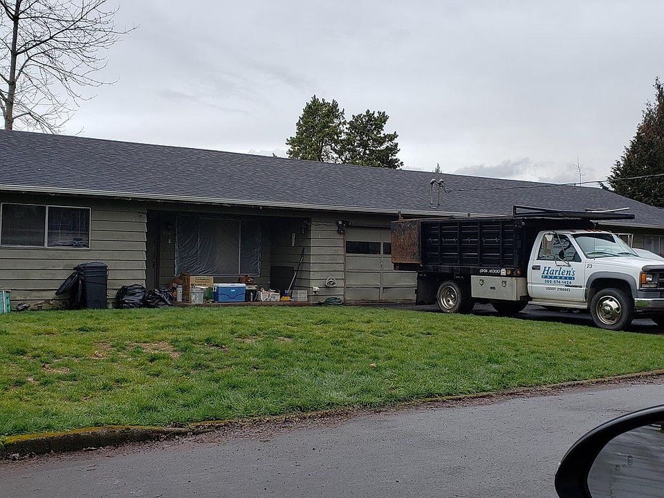 2nd image of 5402 NE 103rd St