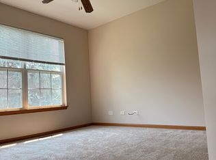 2339 Hudson Cir, Aurora, IL 60502