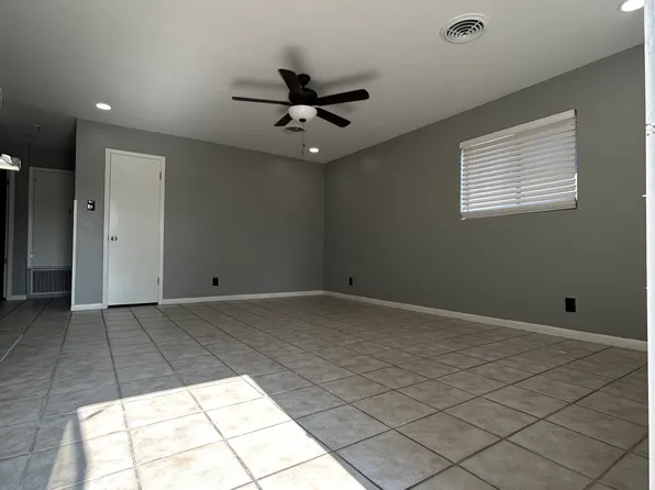 119 Foster Dr #A, Del Rio, TX 78840