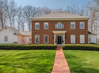 5894 Evelyton Rd, New Albany, OH 43054