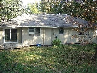 2nd image of 1001 Jackson Dr