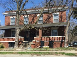 827 W Washington St APT 2, Bloomington, IL
