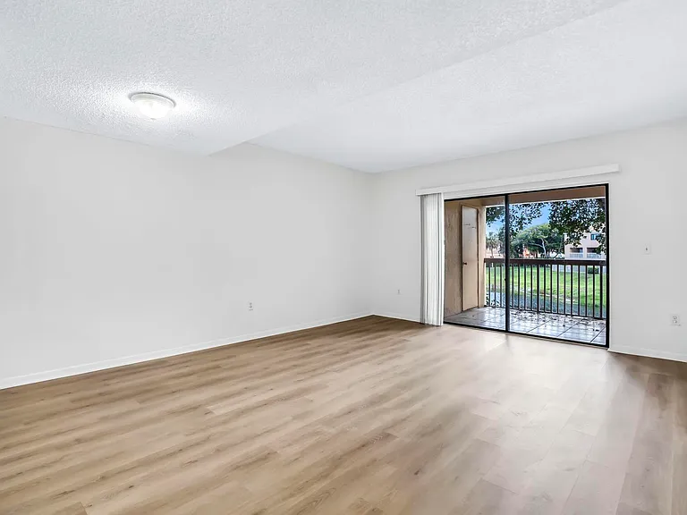 5200 NW 31st Ave #96 — Photo 9