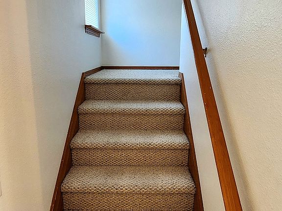 5th image of 1330 S Skyline Dr APT A