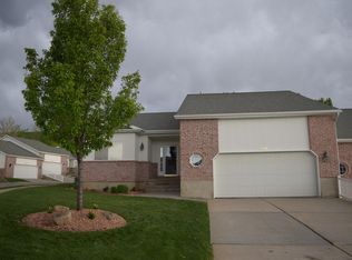 586 Oak Ln, Tooele, UT 84074