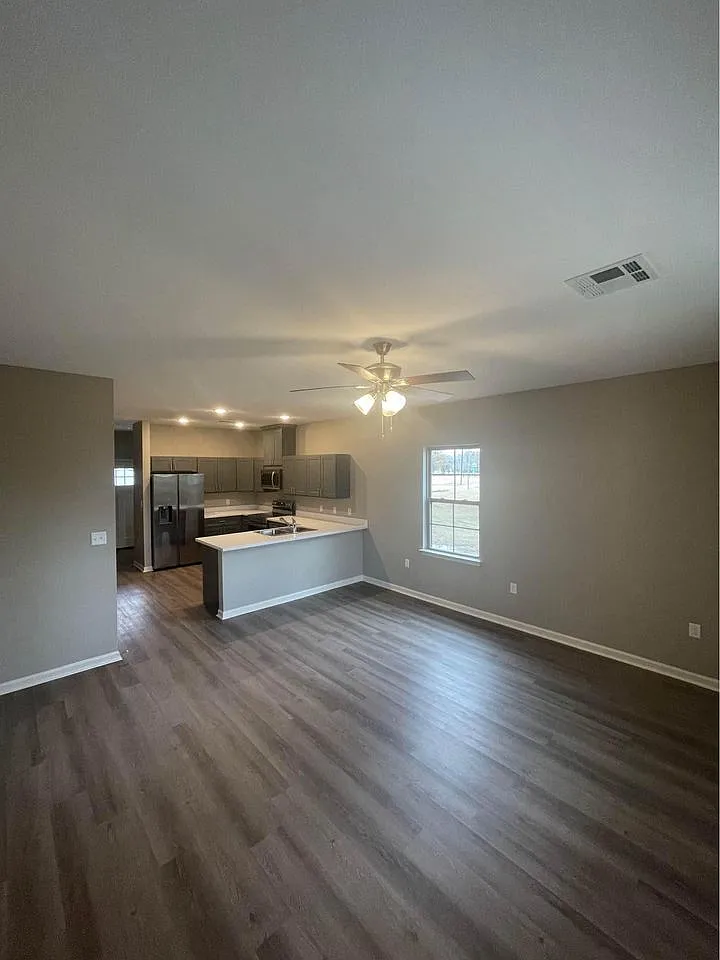 120 Thornton Lane - 2 — Photo 3