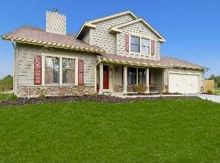 10 Quail Run Dr, Defiance, MO