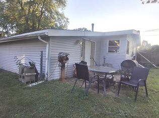 2002 Burr Oak Ln, Lindenhurst, IL 60046