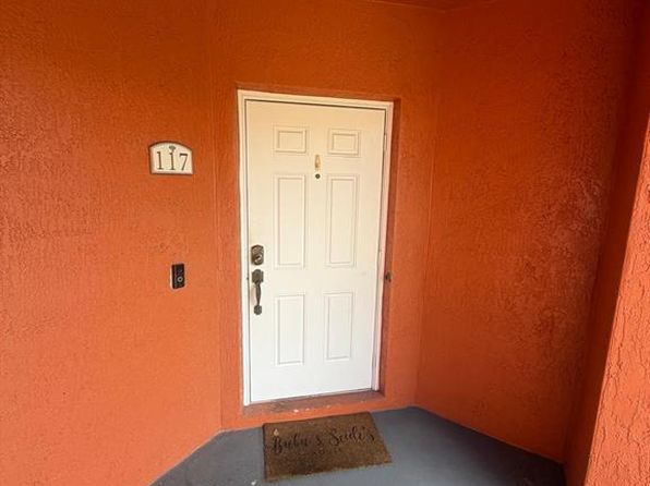 7401 Palomino Dr APT 117