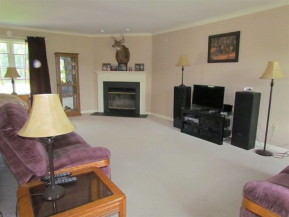 5th image of 57 Moonlawn Rd