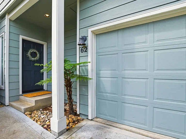 62 Avalon Ct — Photo 4