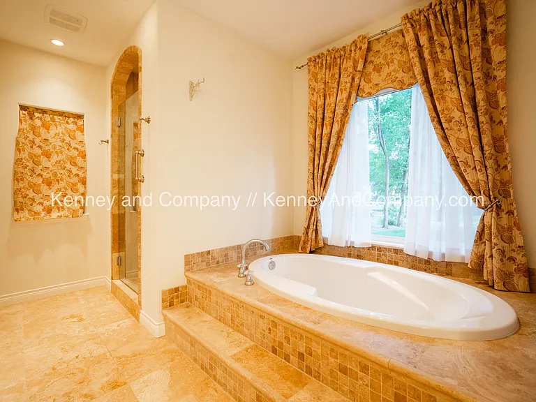 155 Indian Wells Ln — Photo 20