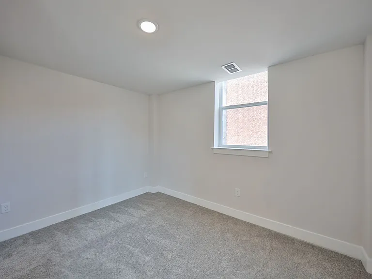 HH Bangor Block — Photo 136