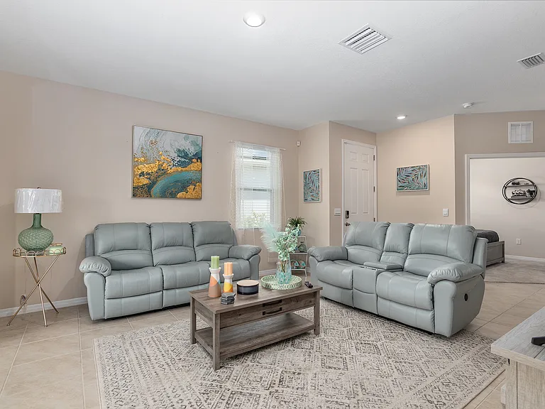 5389 NW 48th Pl — Photo 9