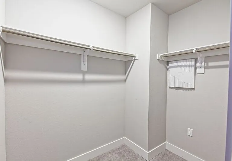 3313 Wynwood Dr — Photo 34